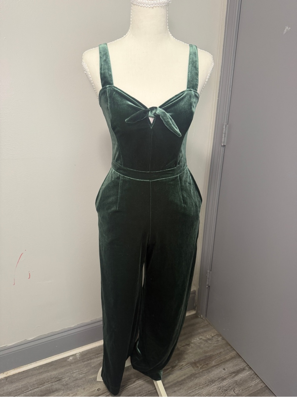Abercrombie & Fitch Emerald Velvet Tie-Front Jumpsuit with pockets